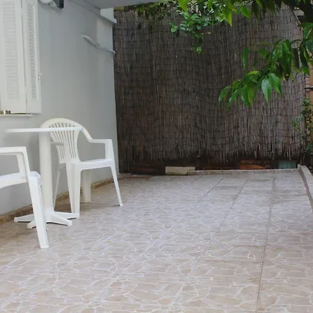 Apartment Acropolis For 2 *